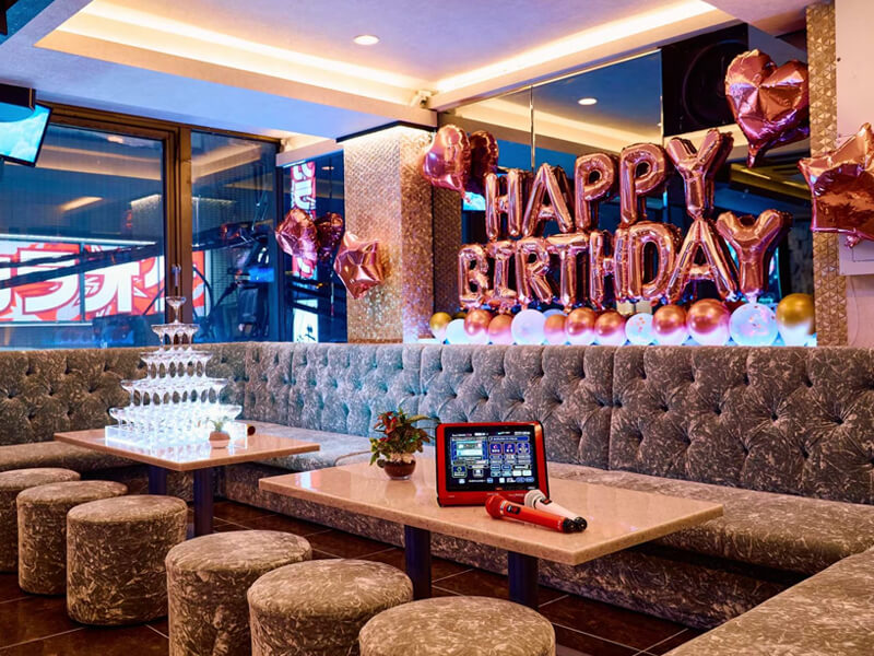 ＼特製ケーキ付／ お手軽Birthday＆記念日お店貸切プラン＊2.5H飲み放題付全10品 6,000円 ⇒ 5,500円 - 恵比寿 貸切パーティー&カラオケ・ダーツ RAISE EBISU  - レイズ 恵比寿