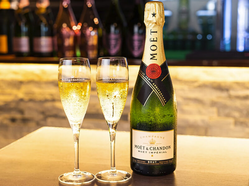 【22：00～限定！最強2次会貸切プラン】 3H飲み放題＆スナック盛・デザート付！ 6,500円 ⇒ 6,000円！スパークリングワインボトルで乾杯！カラオケ＆ダーツ付 - 恵比寿 貸切パーティー&カラオケ・ダーツ RAISE EBISU  - レイズ 恵比寿